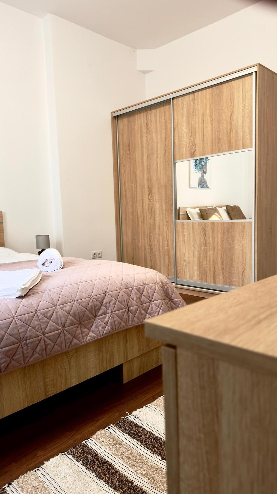 Phoenix Central Apartments Sibiu Esterno foto